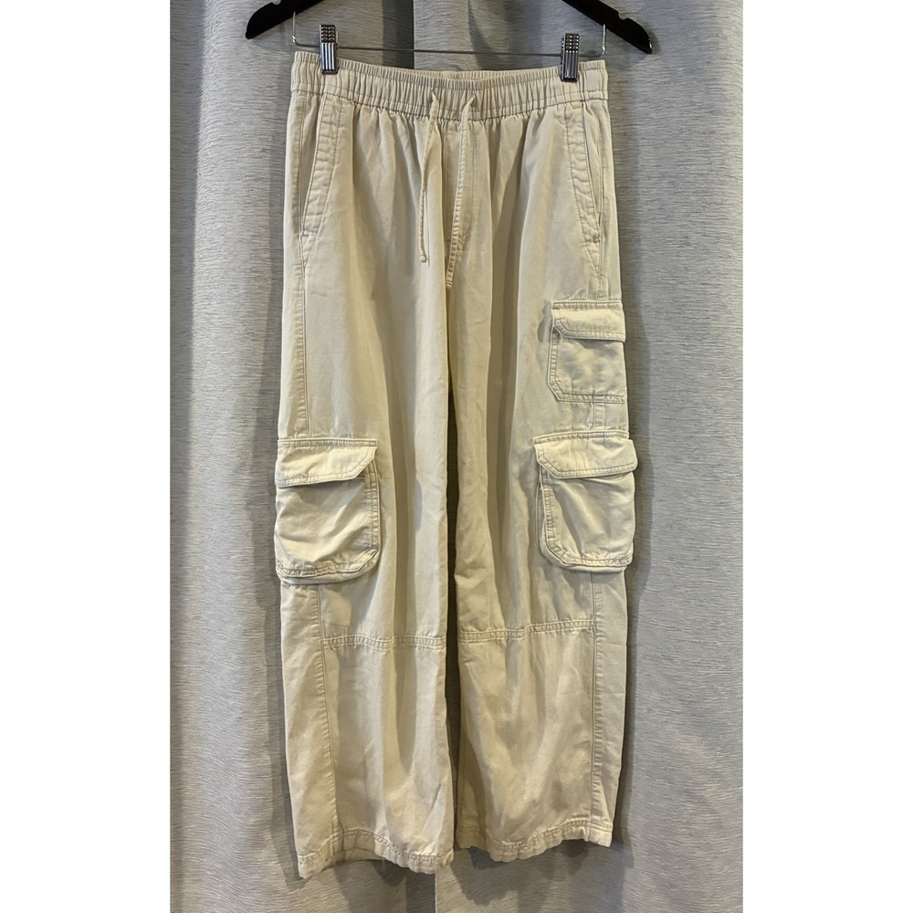 Old Navy Womens XS Cargo Capri Pants Beige Wide Leg Elastic Waist Pull on Beach